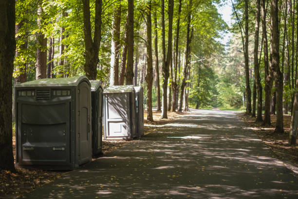 Portable Toilet Options We Offer in Islandia, NY